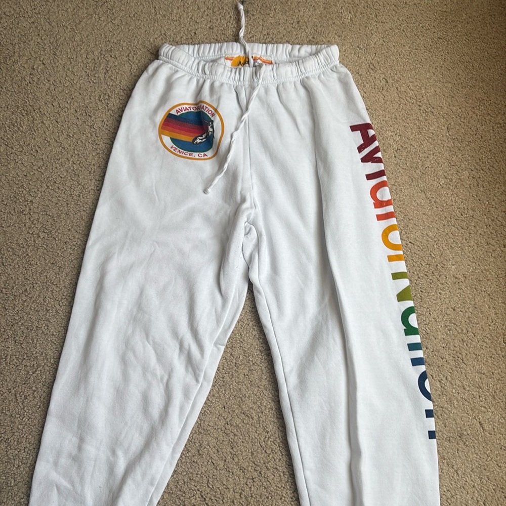 white aviator nation sweats size M 🤍🌈